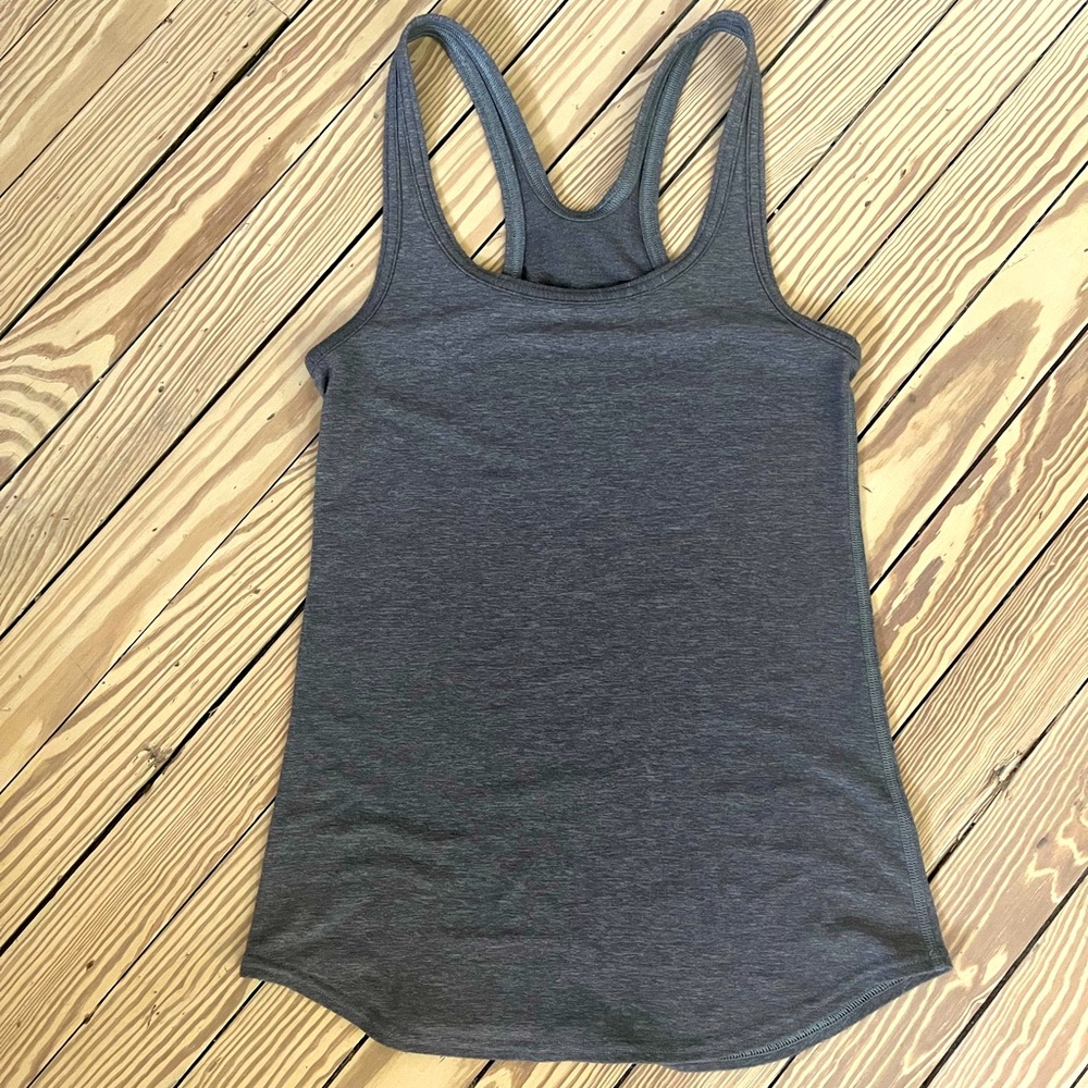 Lululemon Nulu Tank
